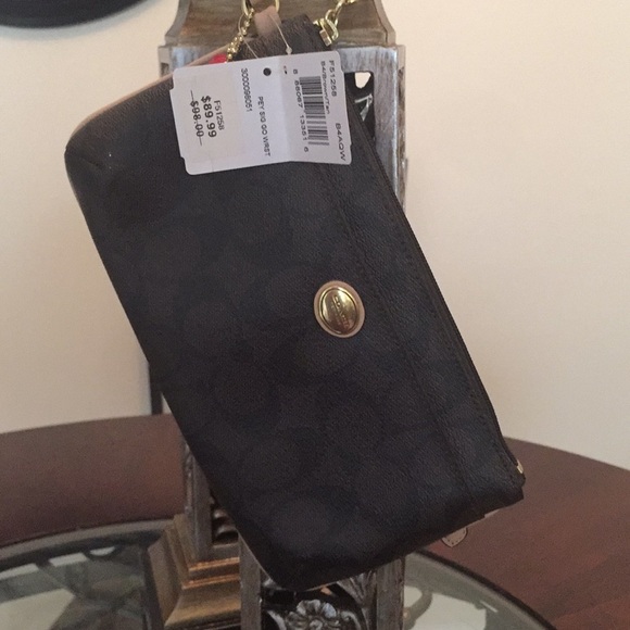 Purses - Picture 2 of 5